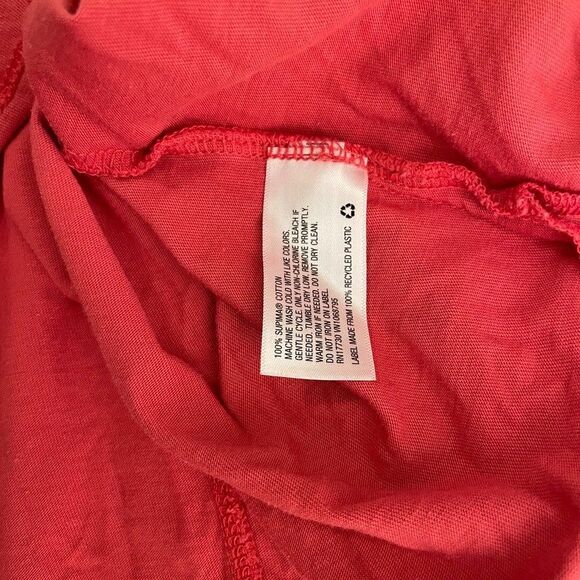 A New Day T-Shirt Women's Large Red Short Sleeve Crew Neck Solid Basic Top - Picture 8 of 8